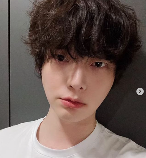 안재현 머리 남자 쉐도우펌 어떤 특징이 있을까요?