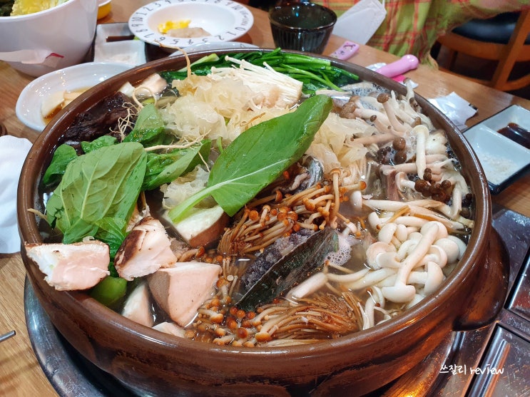  광주 쌍촌동 맛집 어쩌다토종닭 백숙