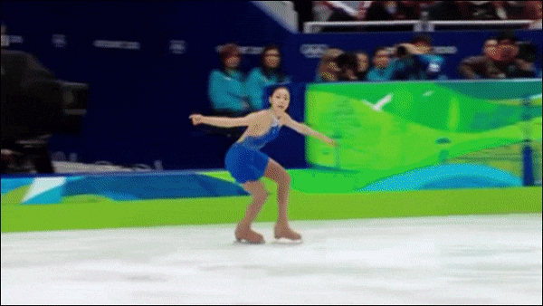  김연아 2010 벤쿠버 동계올림픽 금메달 기념 한정판 피규어