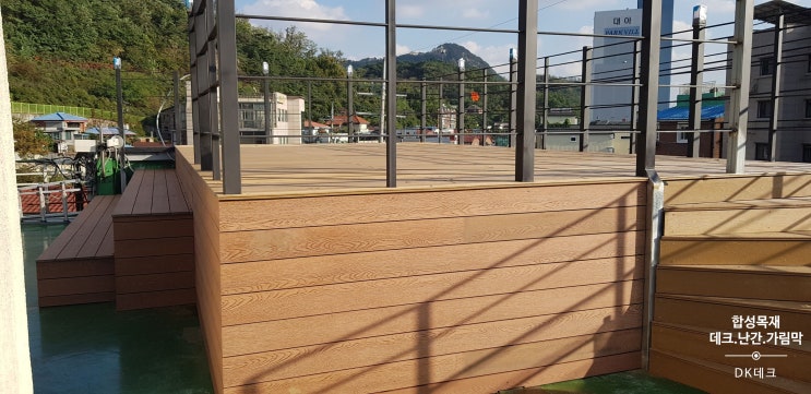  커피숍 옥상데크