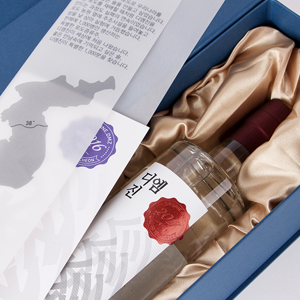  정성으로 빚어낸 포도 증류주. 예진 디엠진 500ml-38%