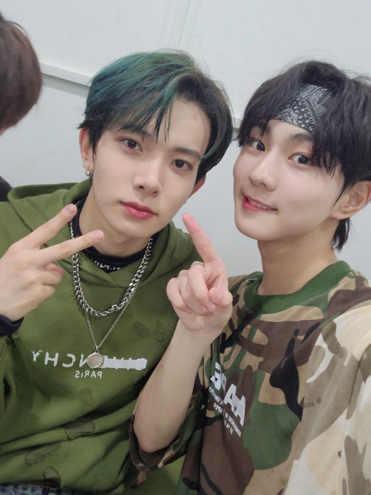  엔하이픈 211015