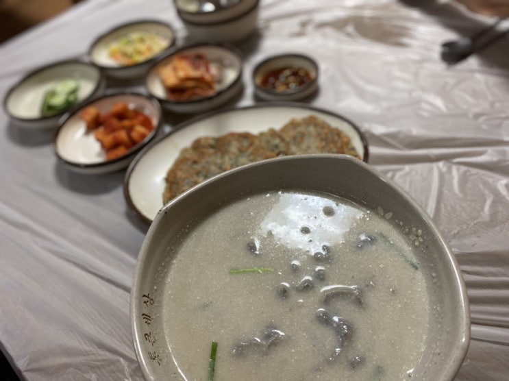  김제 금산사 맛집 청원골 고소한 검정콩 들깨수제비 추천