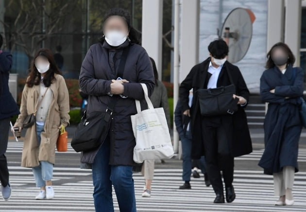  [한국경제신문]내일 아침 최저 1도…64년만에 10월 한파 닥친다<19면>(스크랩)