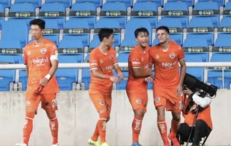 K리그 프로축구 17일 강원FC 광주FC 강등대전