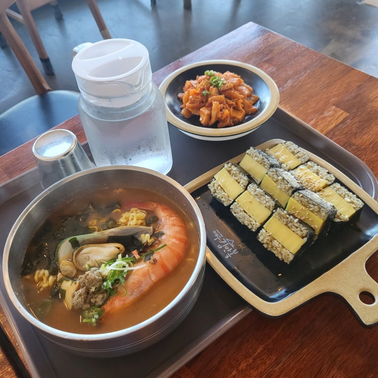  바다가 보이는 뷰맛집, 제주 김만복 김밥 애월점