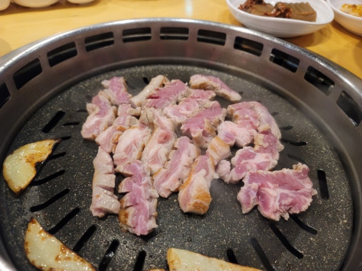  고퀄리티 공덕 숙성삼겹살 두껍삼