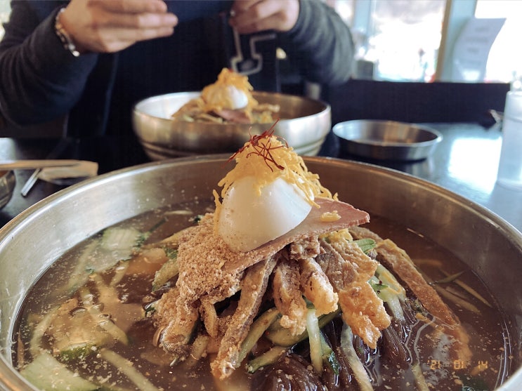  추울 때 생각나는 진주냉면 하연옥