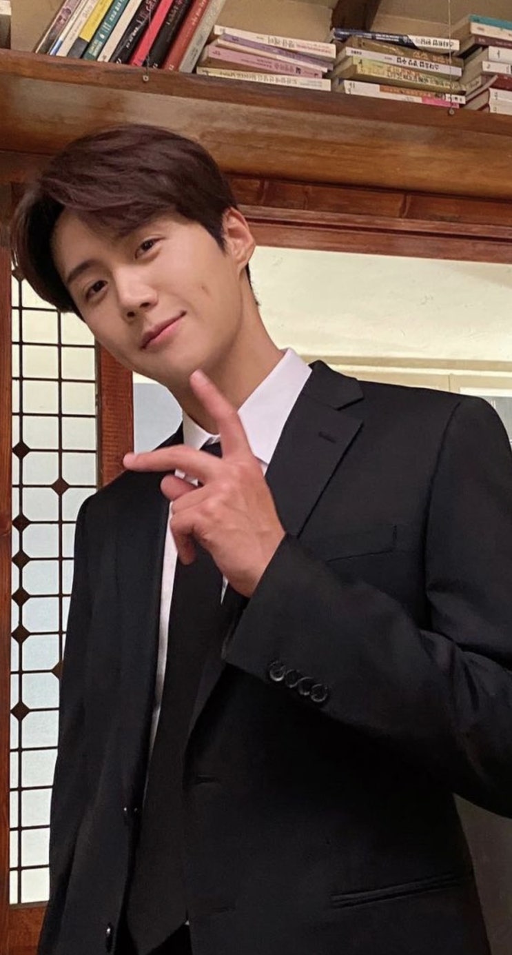  홍반장 아닌 김선호 갤러리
