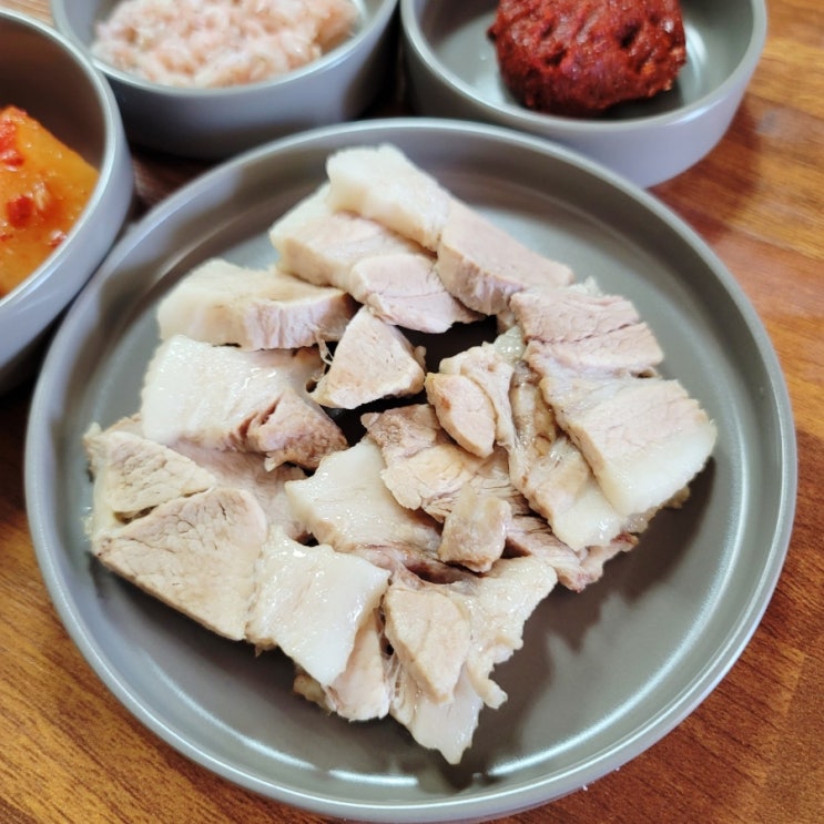 가마솥 돼지국밥 부산댁 택배국밥 맛집  맛있게 먹는 방법!!