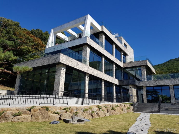 남양주 대형카페 추천_키스톤스피시즈 금곡동 카페 야경 좋은카페 KEYSTONESPECIES 남양주 대형카페 추천_키스톤스피시즈 금곡동 카페 야경 좋은카페 KEYSTONESPECIES