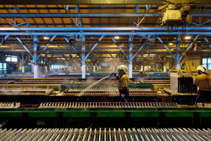  Industrial metals blast off as energy crisis drags down supply