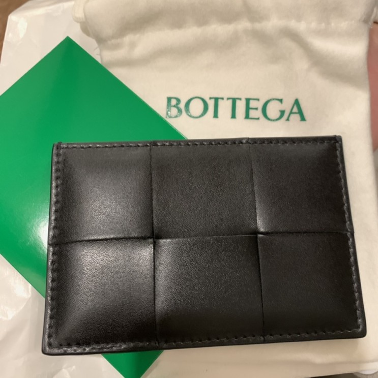 보테가베네타 카드 슬롯 블랙 구매 및 1년 사용 후기 (신세계 타임스퀘어점)