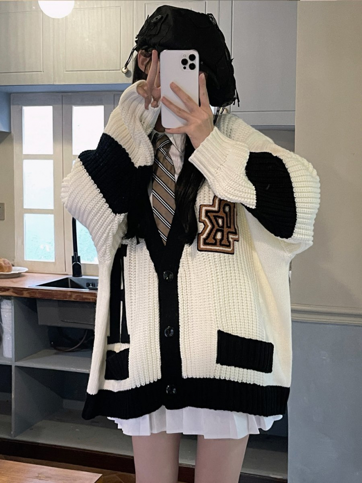 마츠모토 장례식 대학 스타일 가디건 니트 여성용 짧은 초가을 느슨하고 얇은 복고풍 스웨터 재킷