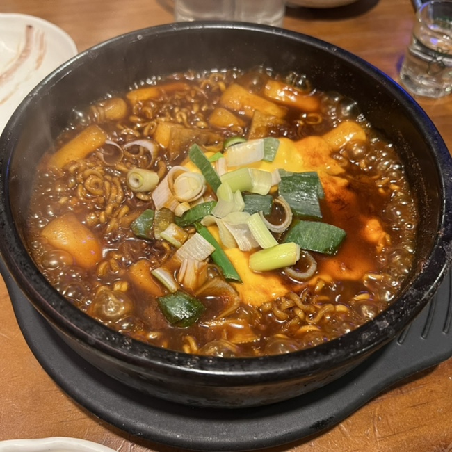  아이폰 13 프로 카메라 실사용 촬영하며 느낀 큰 단점 : 광각 초광각 등 렌즈 자동 선택 접사모드