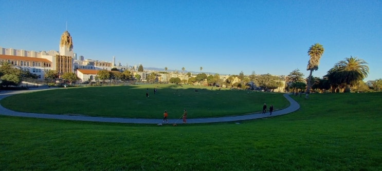 감성 충만 미시온 돌로레스 공원(Mission Dolores Park