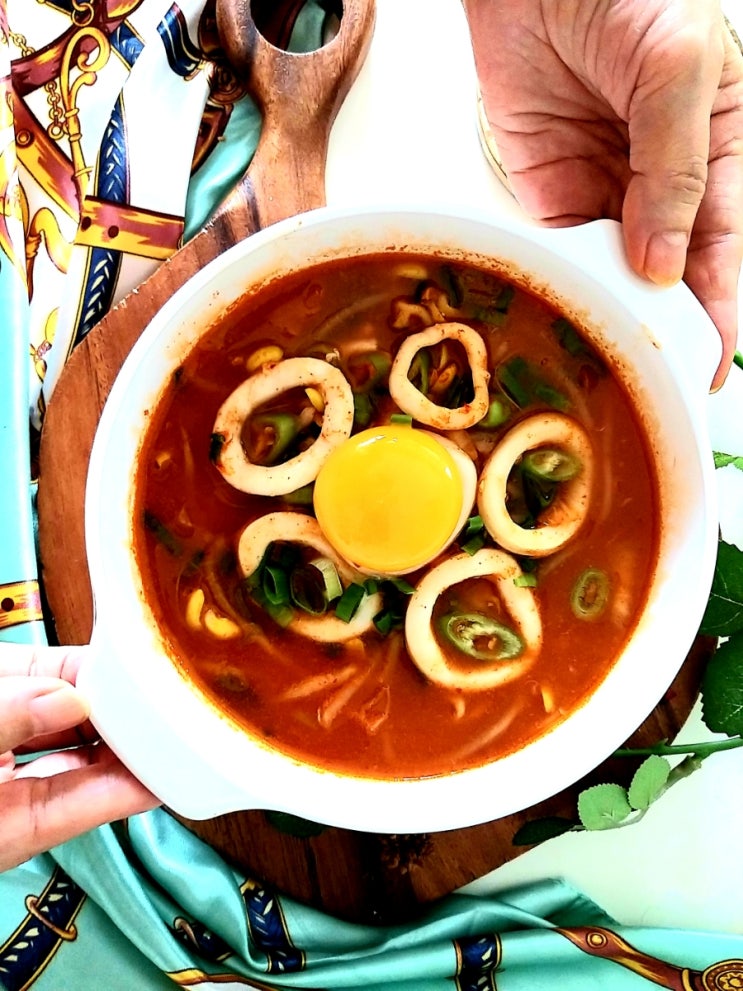  김치콩나물죽 김치죽 끓이는법 경상도식 갱시기죽 얼큰하고 칼칼하게
