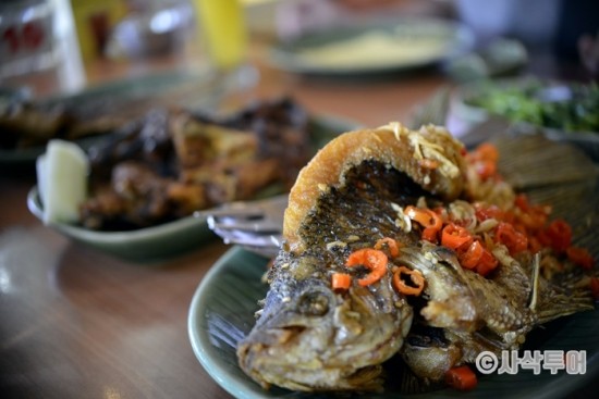  발리맛집 - 이깐바까르 찌안주르