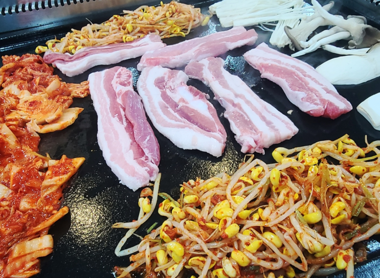 [수원 조원동 삼겹살 맛집] 고향생고기 전문점 삼겹살+김치전골(김치찌개) 맛집!! 리얼후기