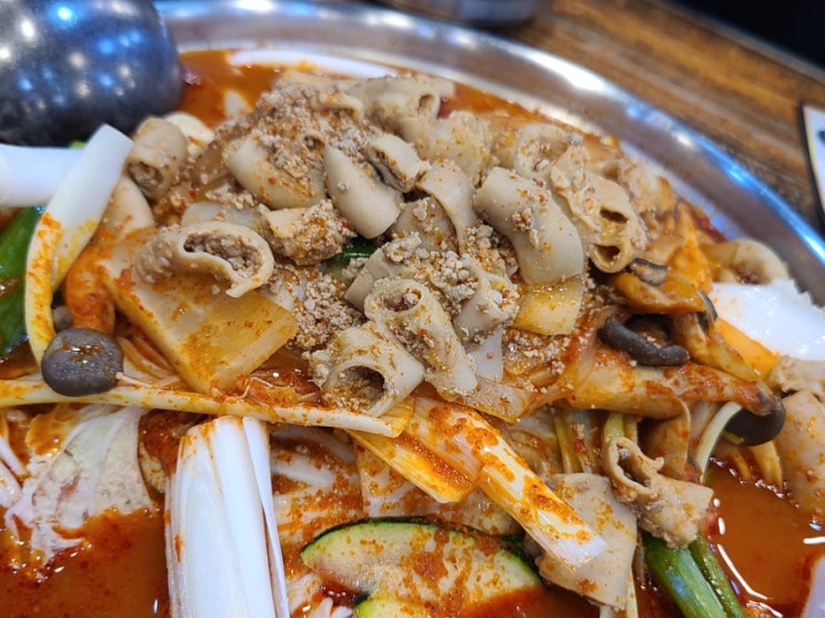  술이 술술들어가는 망원역 곱창전골 청어람