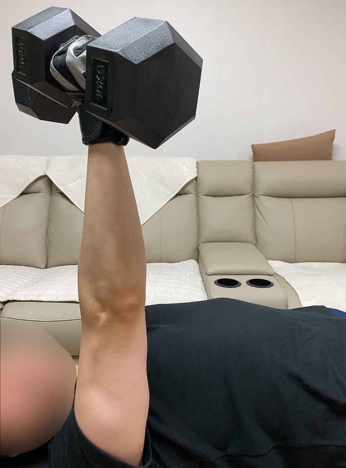 멜킨 덤벨과 헬스벤치로 가슴, 어깨, 덤벨삼두운동하기~! 멜킨 덤벨과 헬스벤치로 가슴, 어깨, 덤벨삼두운동하기~!