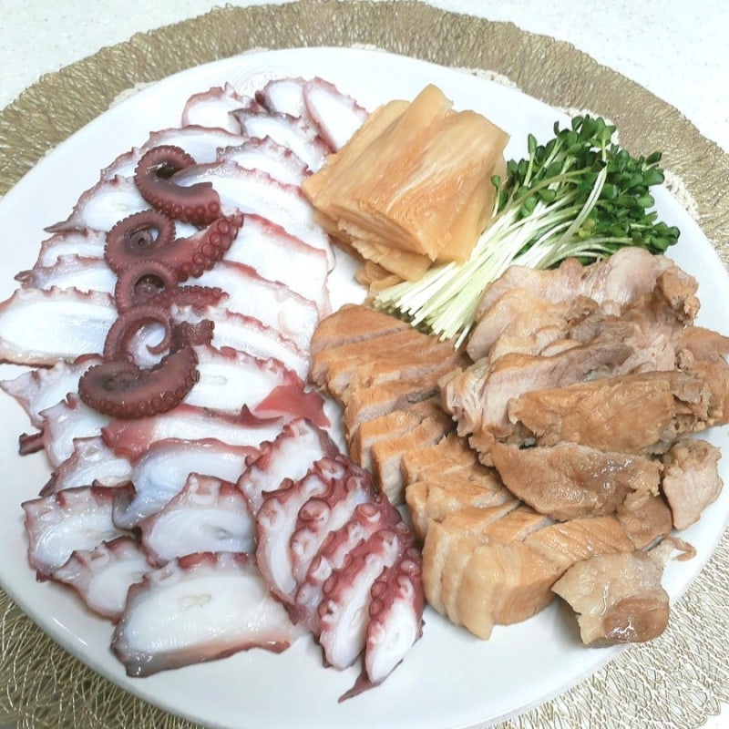 술안주겸 저녁메뉴 문어숙회삼합 냉동자숙문어요리맛있게먹는법