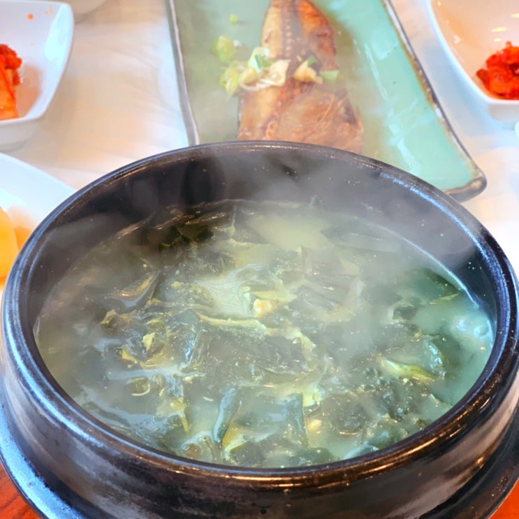  강릉' 가연장_ 조식추천!  고소한 가자미미역국 정찬과 전복회무침