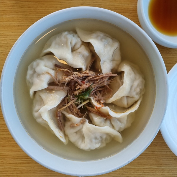  찬바람 불면 생각나는 슴슴한 만둣국 :: 부암동 자하손만두