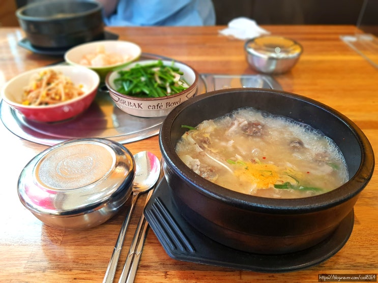 포항 효자동 맛집, 탱글탱글 순대가 들어가 있는 순대국밥 맛집, 효자아지매순대국밥
