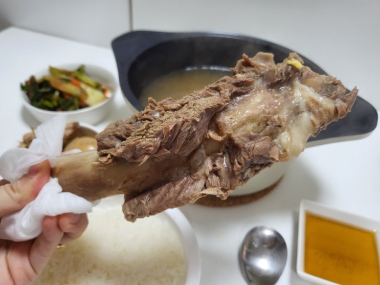  갈비명가궁 / 갈비탕밀키트, 두툼한 뼈가 2대 들어간 왕갈비탕에 돼지왕갈비 1.3kg까지 푸짐하게