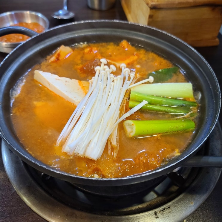 [종로3가 밥집] 김치찌개가 맛있는 삼겹살집 종로시민식당