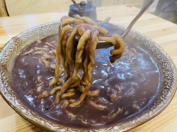 용인 팥칼국수 육월 백년가야밀면 기흥구청