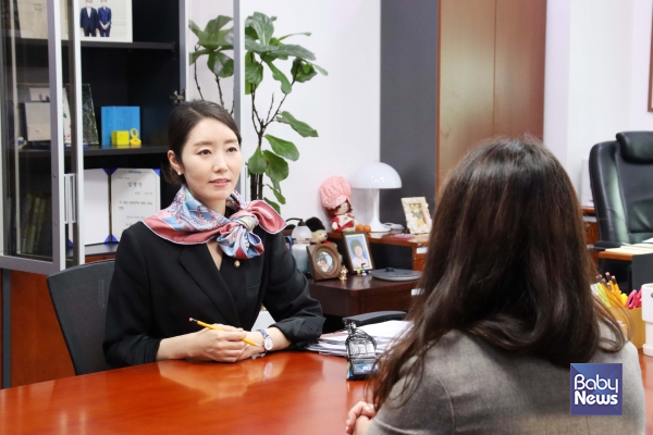 "누가 자식을 학교에 안 보내고 싶겠냐"… 취학유예 장애아동 전국 1295명 "누가 자식을 학교에 안 보내고 싶겠냐"… 취학유예 장애아동 전국 1295명