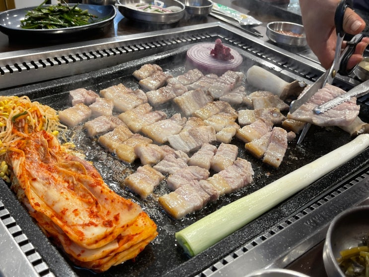  [종로3가맛집 시민식당본점] 친한 친구들과 맛있는 삼겹살 먹고 싶을때 추천해요!