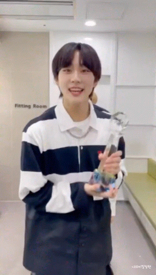  [오늘의ENHYPEN] 엔하-! 이픈이들의 꿈을 아름다운 모습으로 바뀔 수 있게 해준 엔진️ 너무 감사하고 사랑합니다