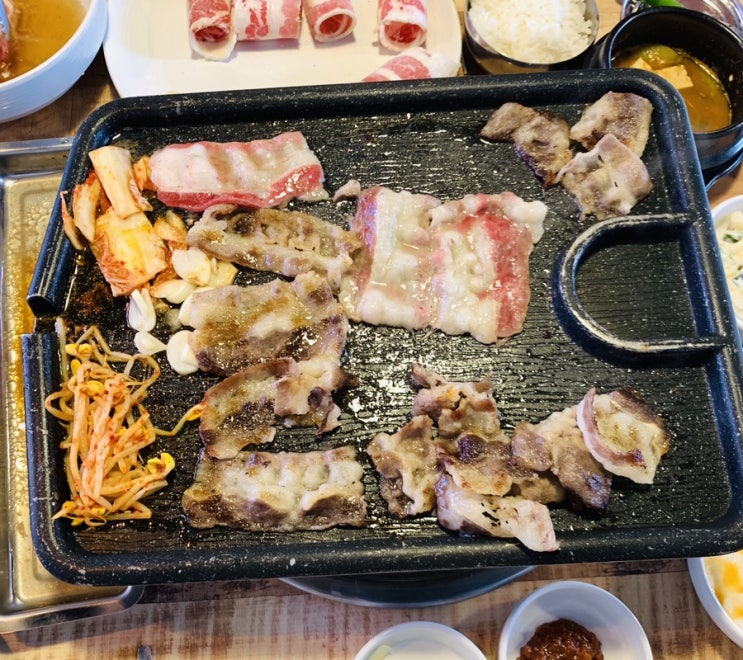  하남 미사 <대패쌈밥> 대패우삼겹 점심에는 구워먹는 고기가 짱맛!