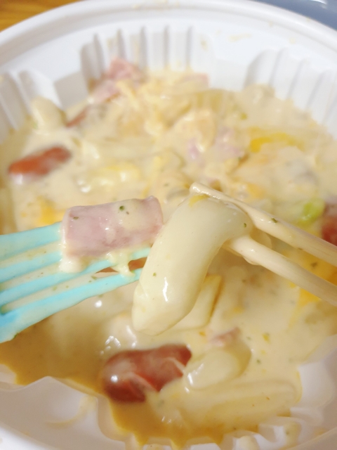  엽기떡볶이 신메뉴> 크림떡볶이 트러플매콤맛. 여윽시 엽떡