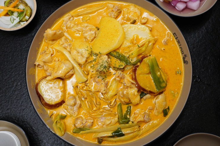  수원 성대맛집 :: 찜닭에 꽂힌 닭집애 / 로제 찜닭 순살 후기