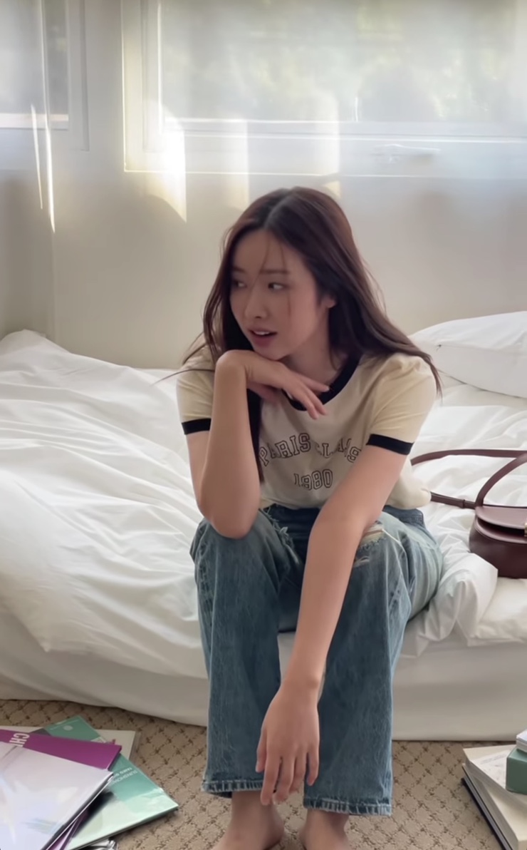  차정원 인스타그램 스토리 속 자라 텍스트 타이핑 반팔티