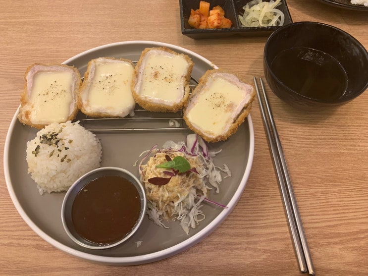  가산디지털 돈까스 맛집은 오유미당에서 먹어요