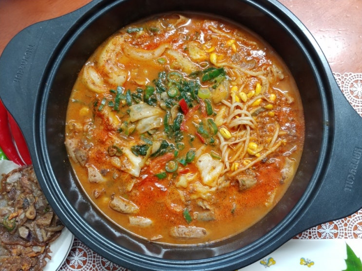  장기동 김치찌개? 장기동 부대찌개? 난  장기동 곱창전골! (ft.밀키터)