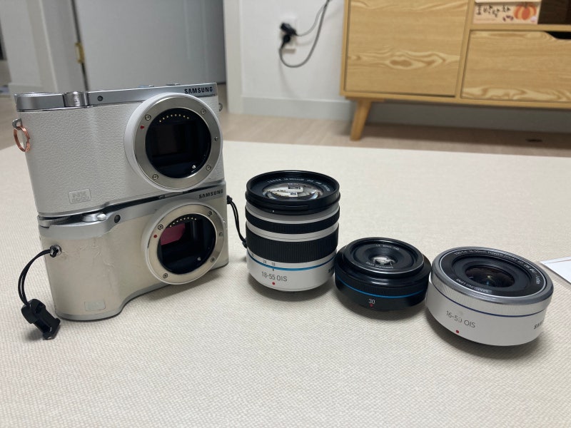 [미러리스 카메라/삼성 카메라]NX-3000, NX-300m 비교해봄/nx16-50mmpz, 18-55mm, 30mm 렌즈 비교까지!