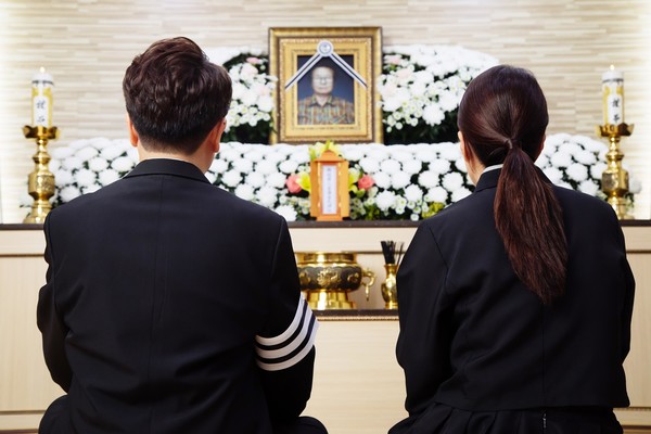 1인 가구 증가하는데 장례식은 그대로? 1인 가구 증가하는데 장례식은 그대로?
