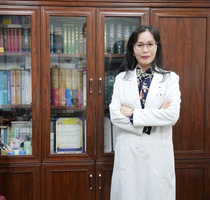  친한의원: 서울특별시 학술위원회위원장 박지나원장 인터뷰 영상&기사