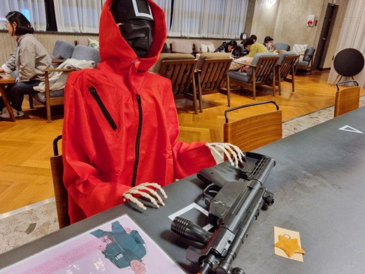  전남 순천 카페 오버랩 할로윈 이벤트 오징어게임