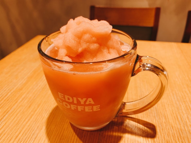  자몽플랫치노가 맛있는 창원 이디야커피 마산 합성동점:)