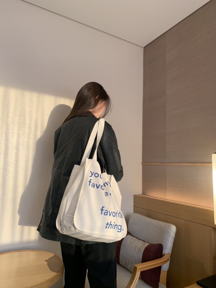 에코백 / 보부상에게 딱 좋은 ‘언폴드 unfold favorite thing’