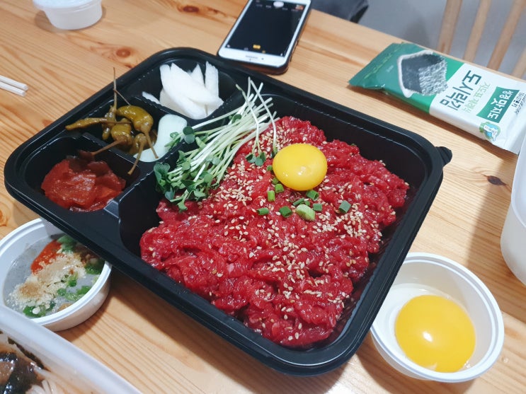  이번 주도 주말 내내 술자리. (feat. 육회지존 청천점)