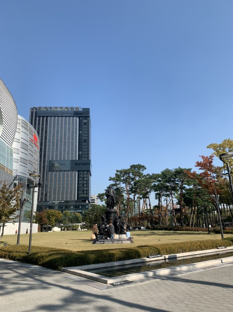  [[서울스카이]]주말 오후권