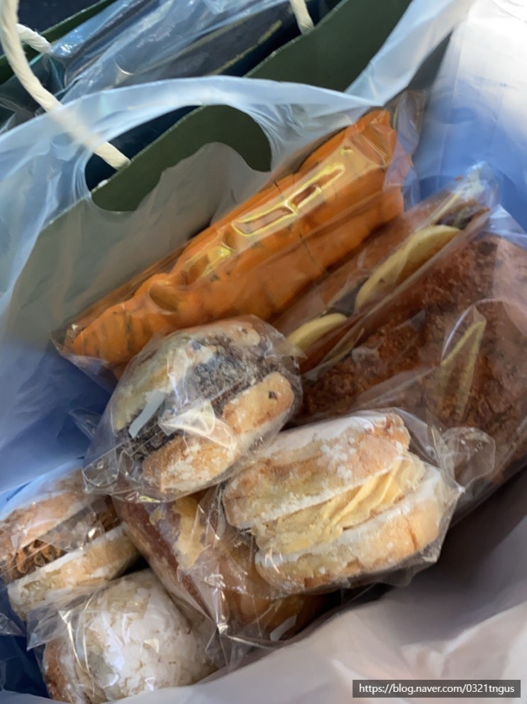  [이수역빵집] 남성역 크로와상, 다쿠아즈가 맛있는 빵집- ‘샹드블레’